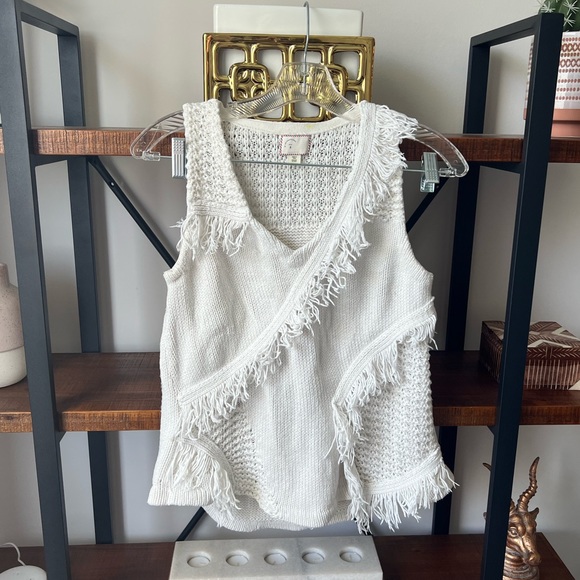 Anthropologie Sweaters - Anthropologie frayed sweater thank top - women’s size small